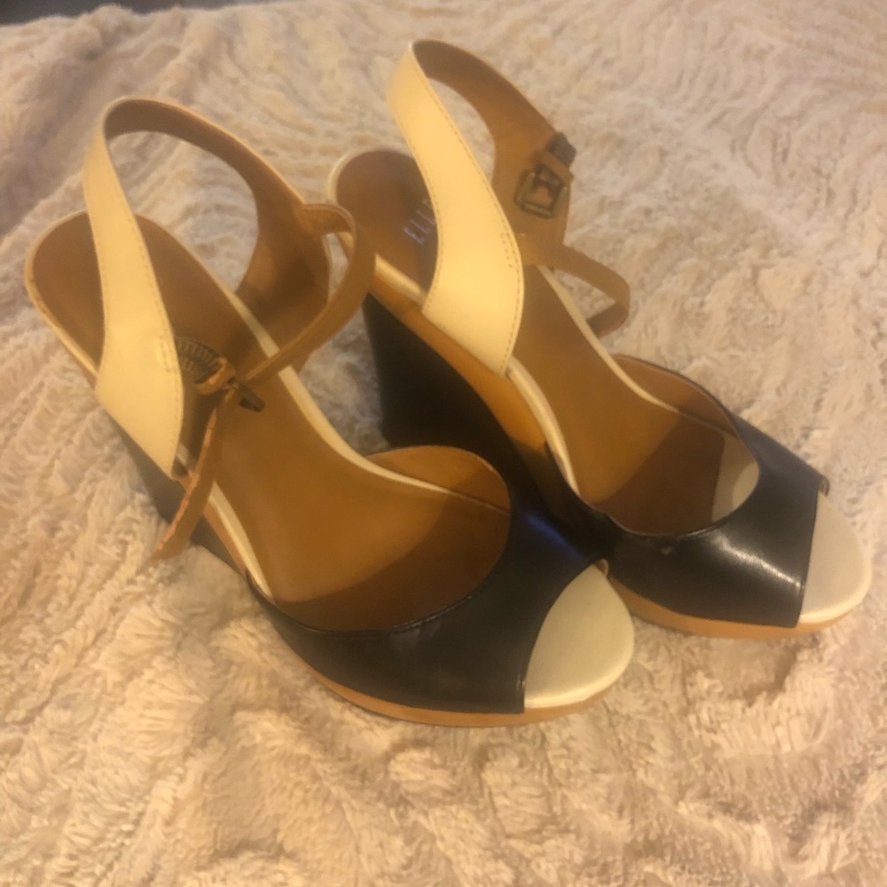 Elle Wedges